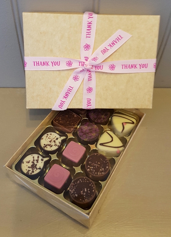 Thank you box of 12 assorted chocolates buy online or call 01406 423208